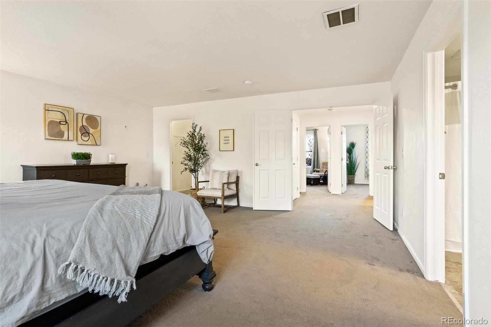 22116 E Berry Place, Aurora, CO 80015, 3 Bedrooms Bedrooms, ,3 BathroomsBathrooms,Residential,For Sale,Berry,REC3877995