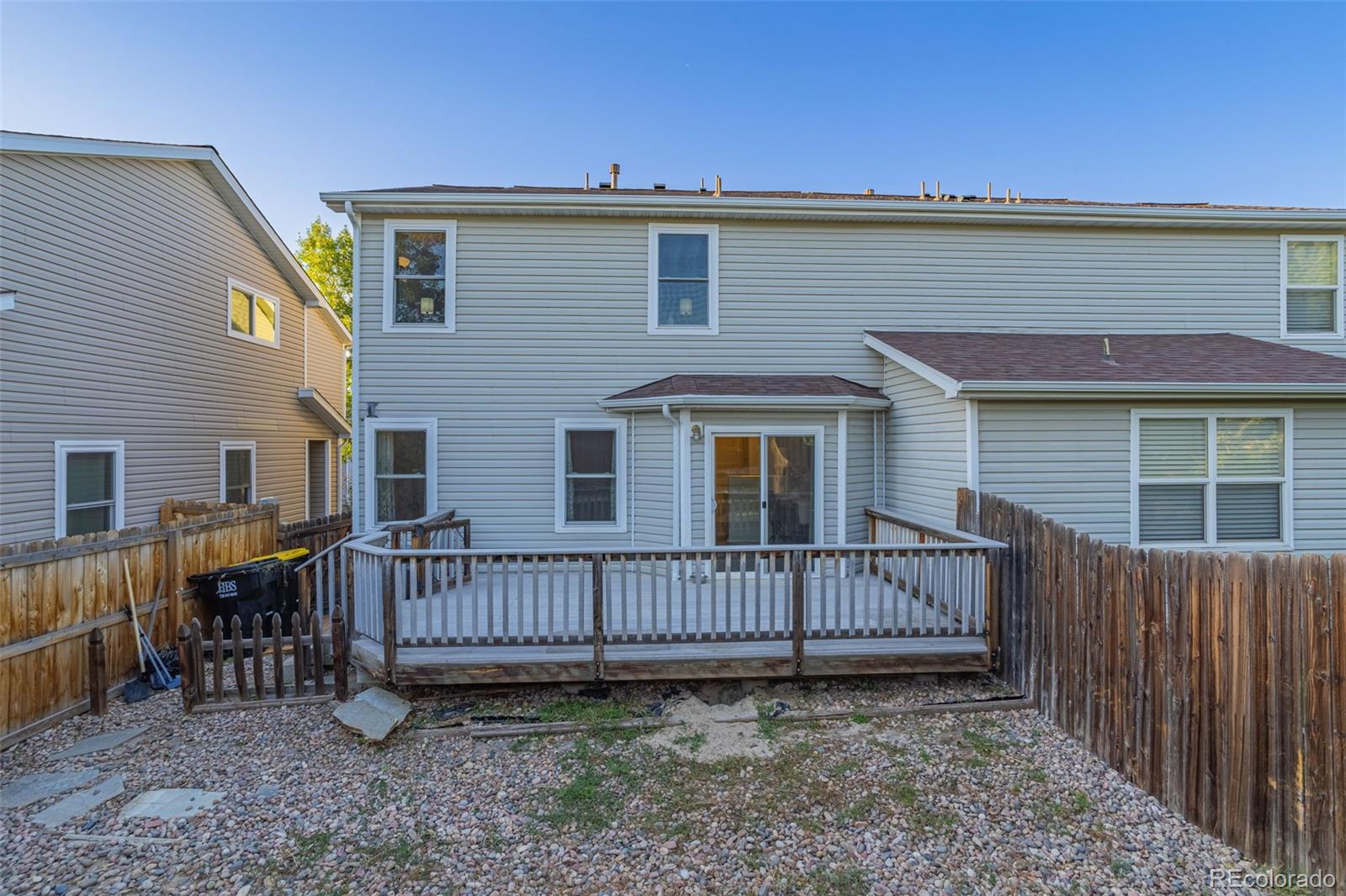 22116 E Berry Place, Aurora, CO 80015, 3 Bedrooms Bedrooms, ,3 BathroomsBathrooms,Residential,For Sale,Berry,REC3877995