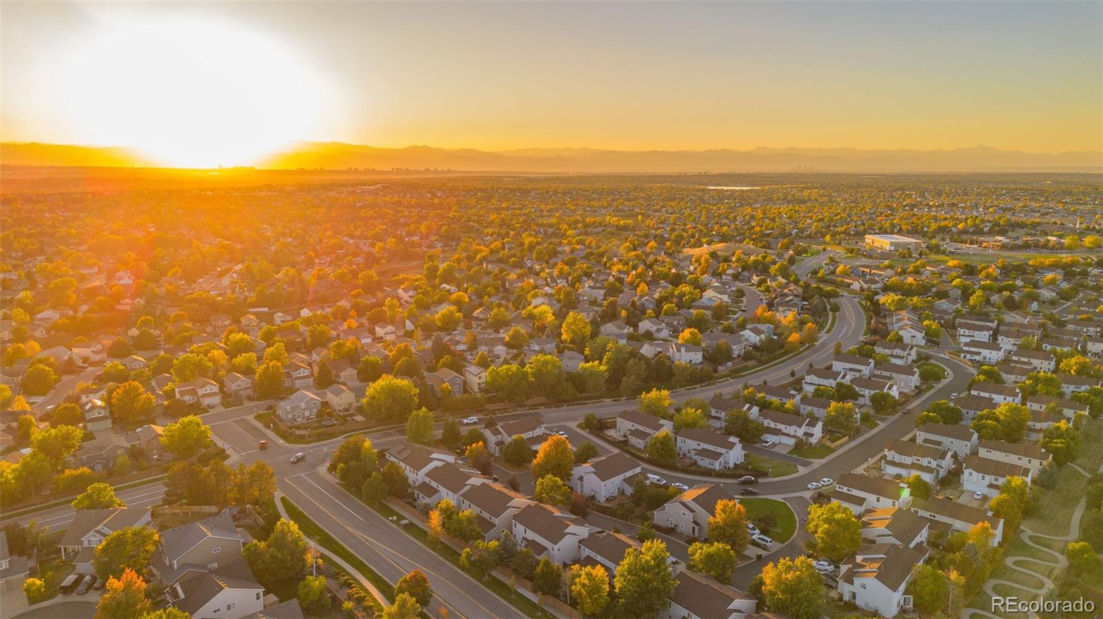 22116 E Berry Place, Aurora, CO 80015, 3 Bedrooms Bedrooms, ,3 BathroomsBathrooms,Residential,For Sale,Berry,REC3877995