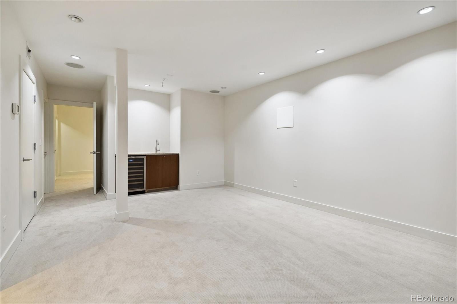 2312 University Boulevard, Denver, CO 80210, 4 Bedrooms Bedrooms, ,5 BathroomsBathrooms,Rental,For Rent,Scholars Walk,University,REC6220756