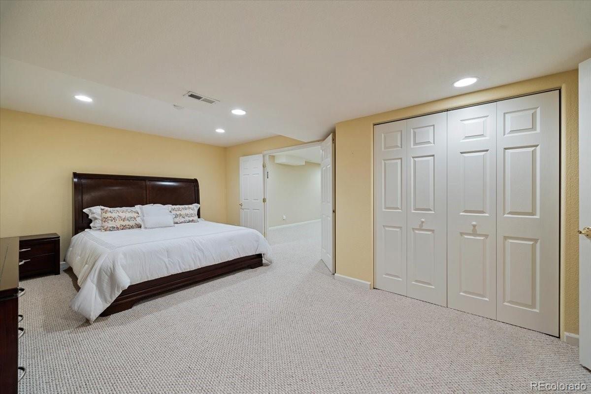 20782 Girard Drive, Aurora, CO 80013, 4 Bedrooms Bedrooms, ,4 BathroomsBathrooms,Residential,For Sale,Girard,REC7864186