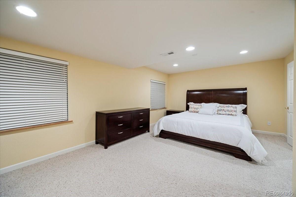 20782 Girard Drive, Aurora, CO 80013, 4 Bedrooms Bedrooms, ,4 BathroomsBathrooms,Residential,For Sale,Girard,REC7864186