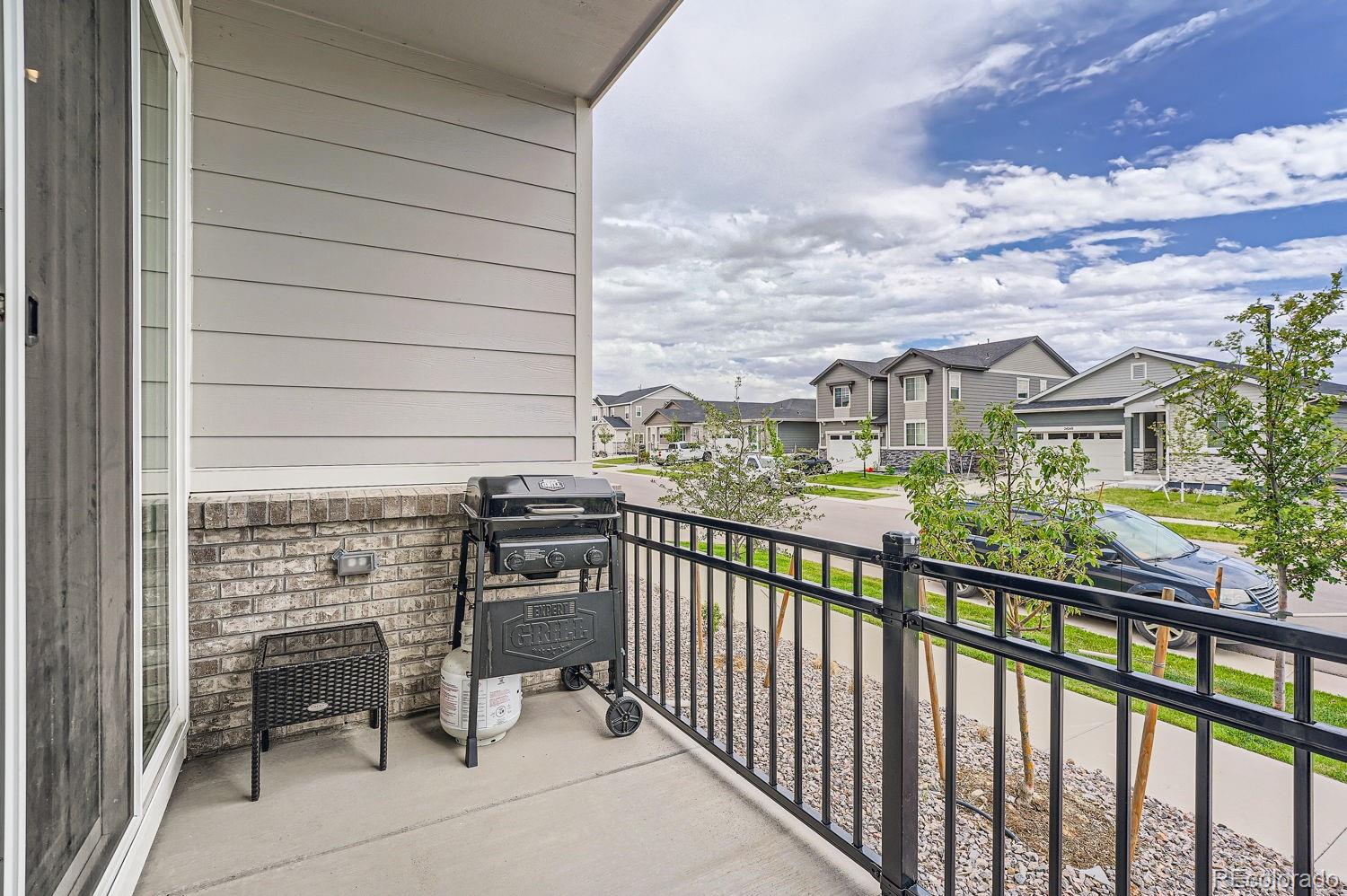 24251 41st Avenue, Aurora, CO 80019, 3 Bedrooms Bedrooms, ,3 BathroomsBathrooms,Residential,For Sale,41st,REC6963218