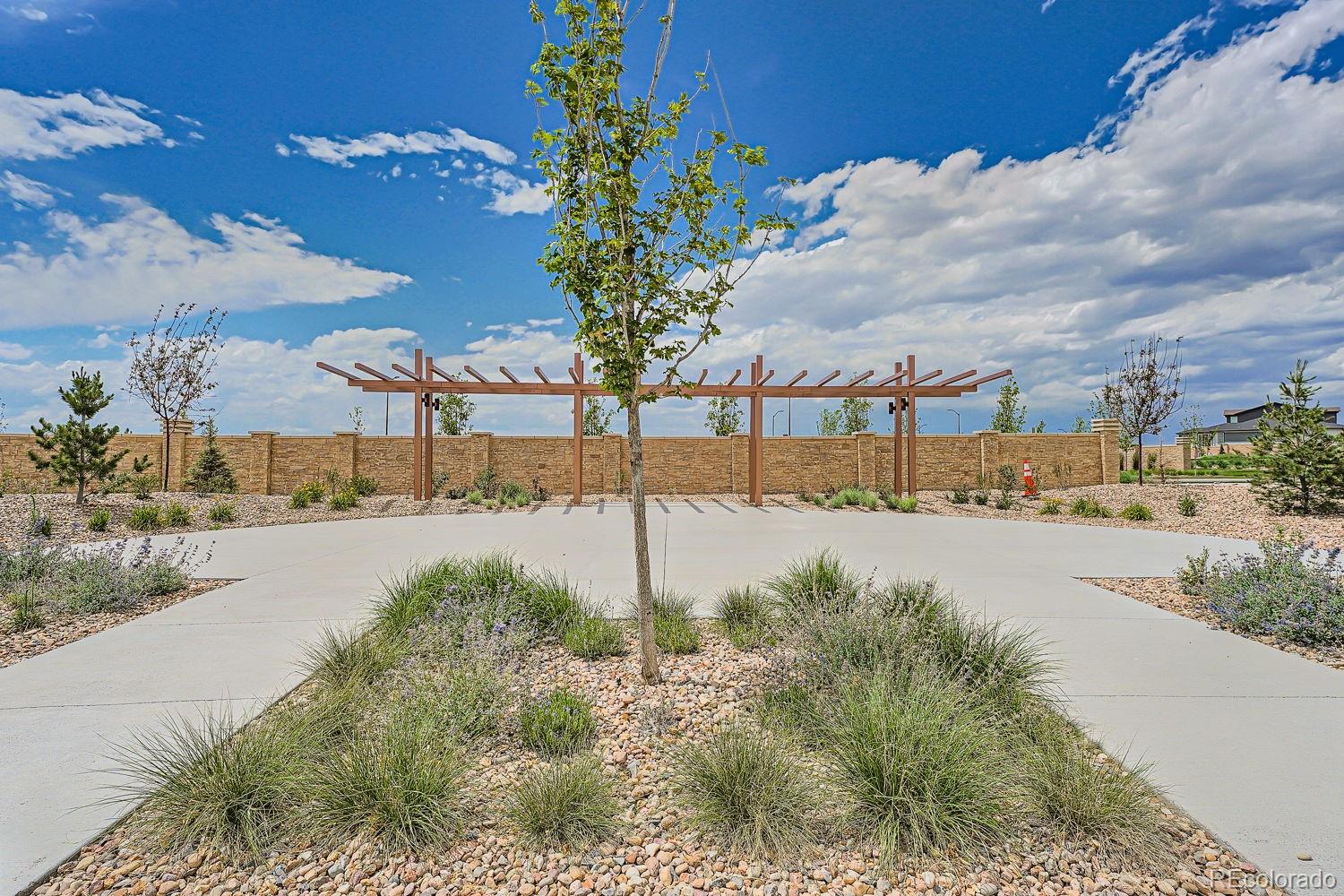 24251 41st Avenue, Aurora, CO 80019, 3 Bedrooms Bedrooms, ,3 BathroomsBathrooms,Residential,For Sale,41st,REC6963218