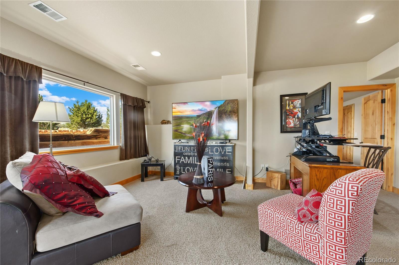 1029 Charlotte Court, Loveland, CO 80537, 4 Bedrooms Bedrooms, ,4 BathroomsBathrooms,Residential,For Sale,Charlotte,REC4595210