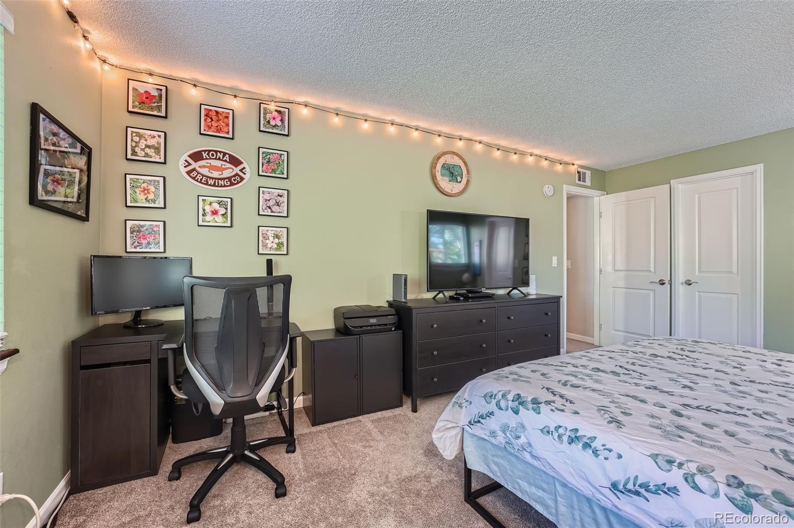 3452 Eagle Street #201, Aurora, CO 80014, 2 Bedrooms Bedrooms, ,2 BathroomsBathrooms,Residential,For Sale,Eagle,REC4593748