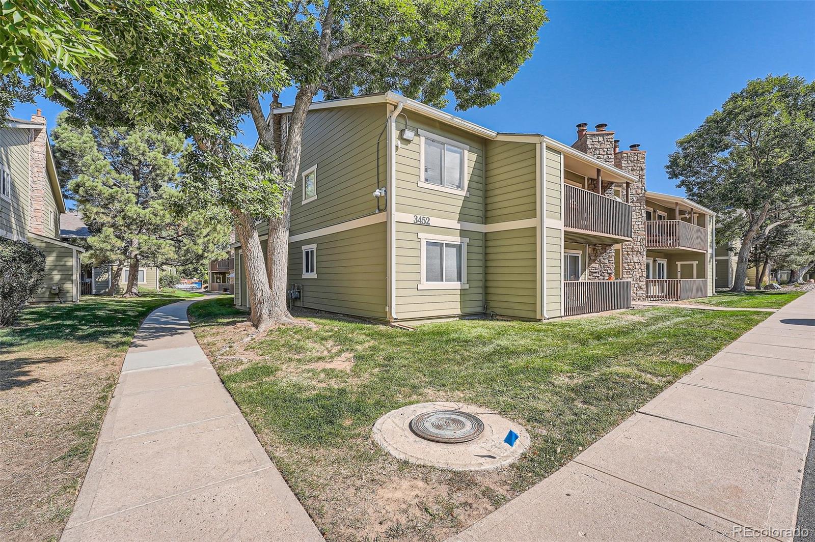 3452 Eagle Street #201, Aurora, CO 80014, 2 Bedrooms Bedrooms, ,2 BathroomsBathrooms,Residential,For Sale,Eagle,REC4593748
