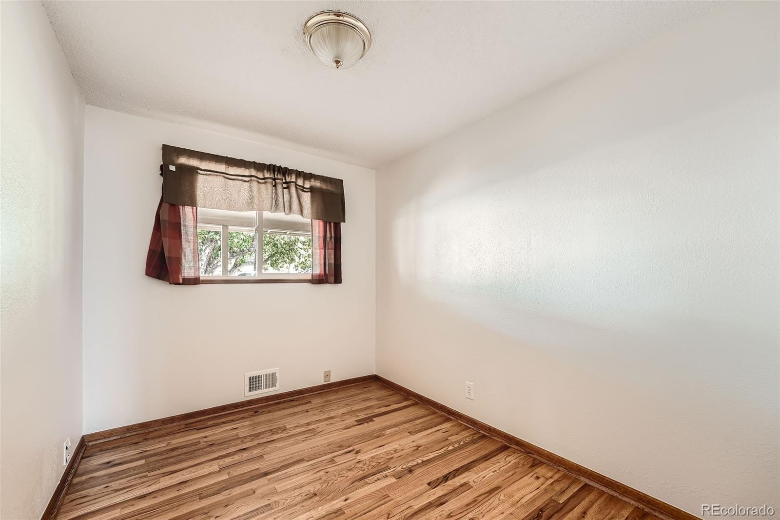 6555 Upham Street, Arvada, CO 80003, 3 Bedrooms Bedrooms, ,3 BathroomsBathrooms,Residential,For Sale,Upham,REC5854819