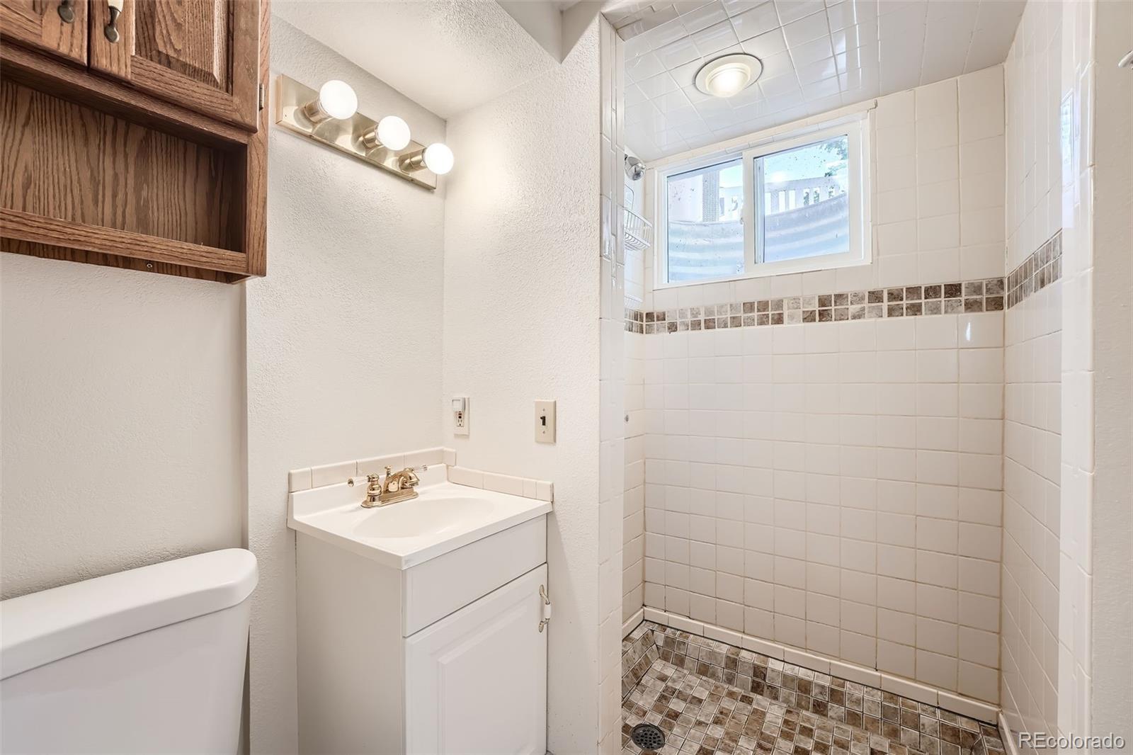 6555 Upham Street, Arvada, CO 80003, 3 Bedrooms Bedrooms, ,3 BathroomsBathrooms,Residential,For Sale,Upham,REC5854819