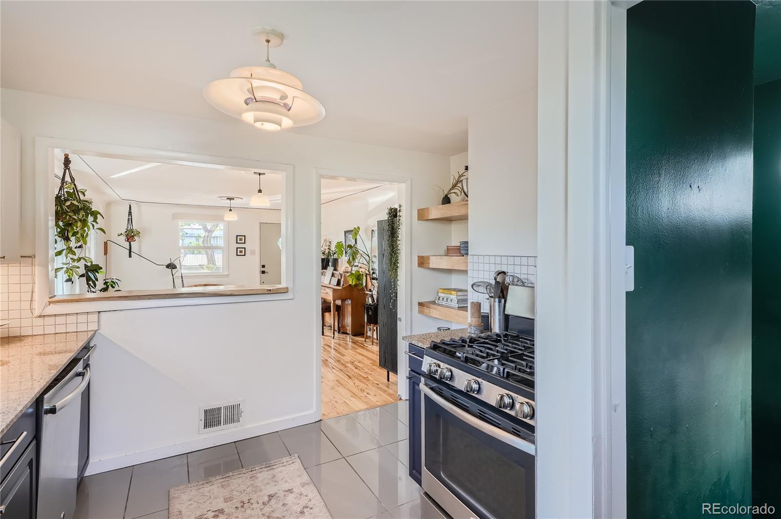 4794 Broadway, Denver, CO 80216, 3 Bedrooms Bedrooms, ,2 BathroomsBathrooms,Residential,For Sale,Broadway,REC9273838