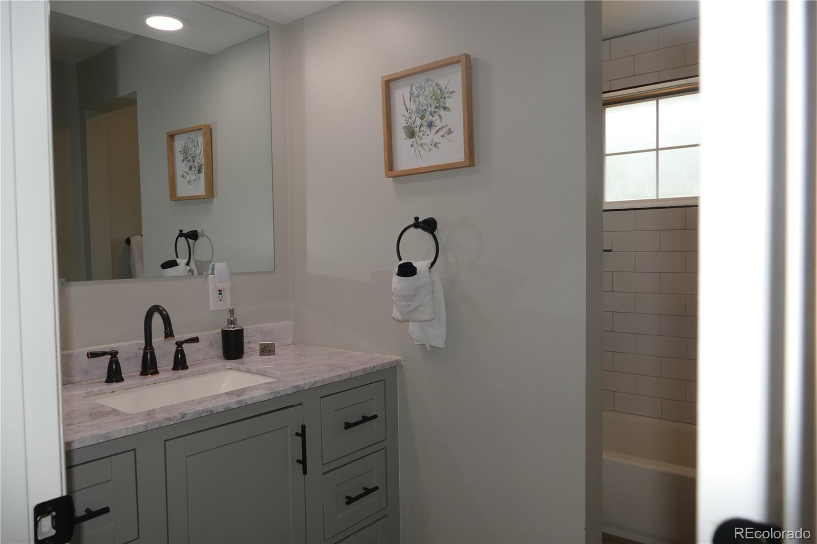 Restricted Address, Centennial, CO 80122, 3 Bedrooms Bedrooms, ,1 BathroomBathrooms,Residential,For Sale,Ash,REC3420741