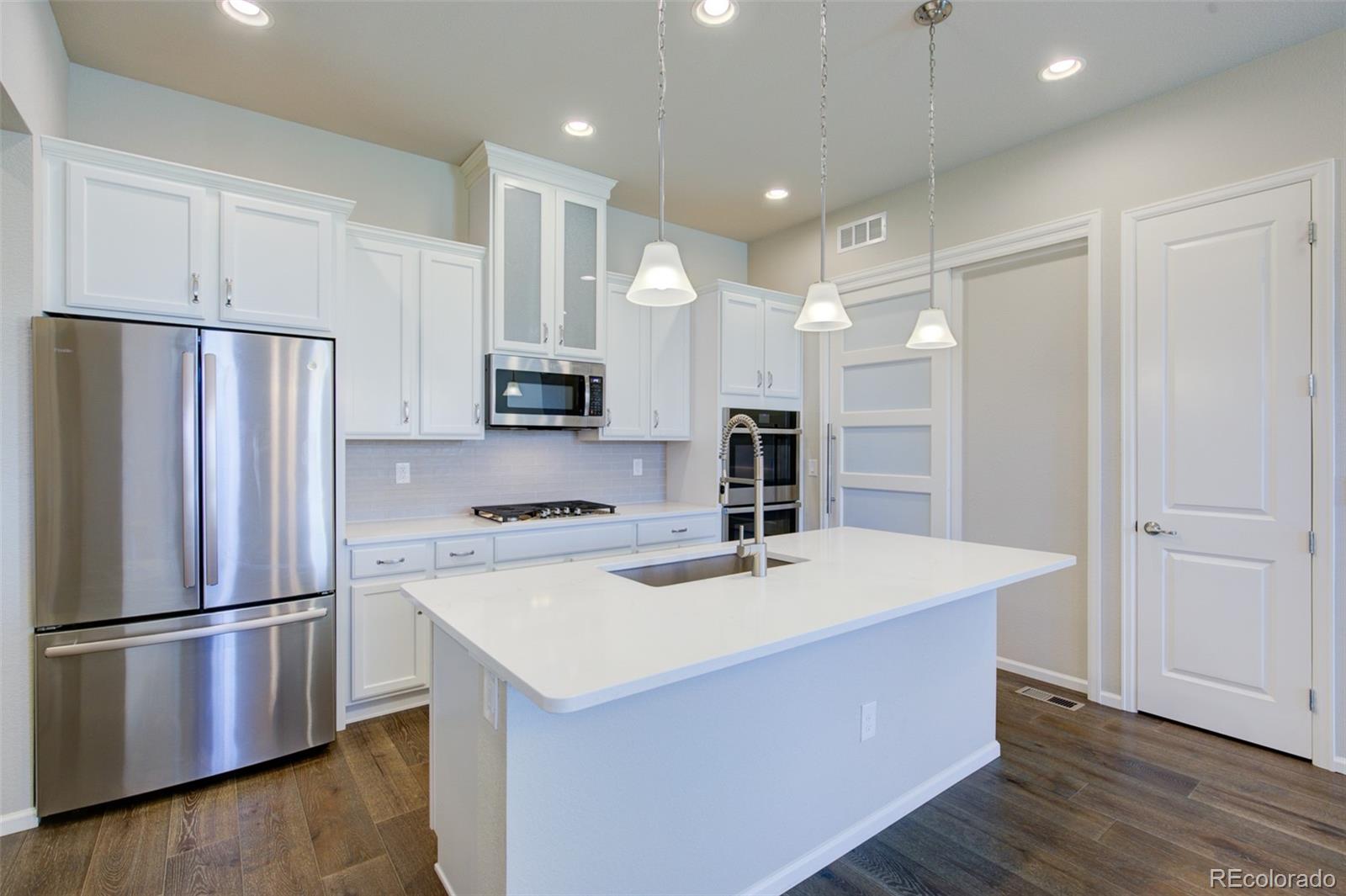 25185 Phillips Drive, Aurora, CO 80016, 2 Bedrooms Bedrooms, ,2 BathroomsBathrooms,Residential,For Sale,Phillips,REC8961740