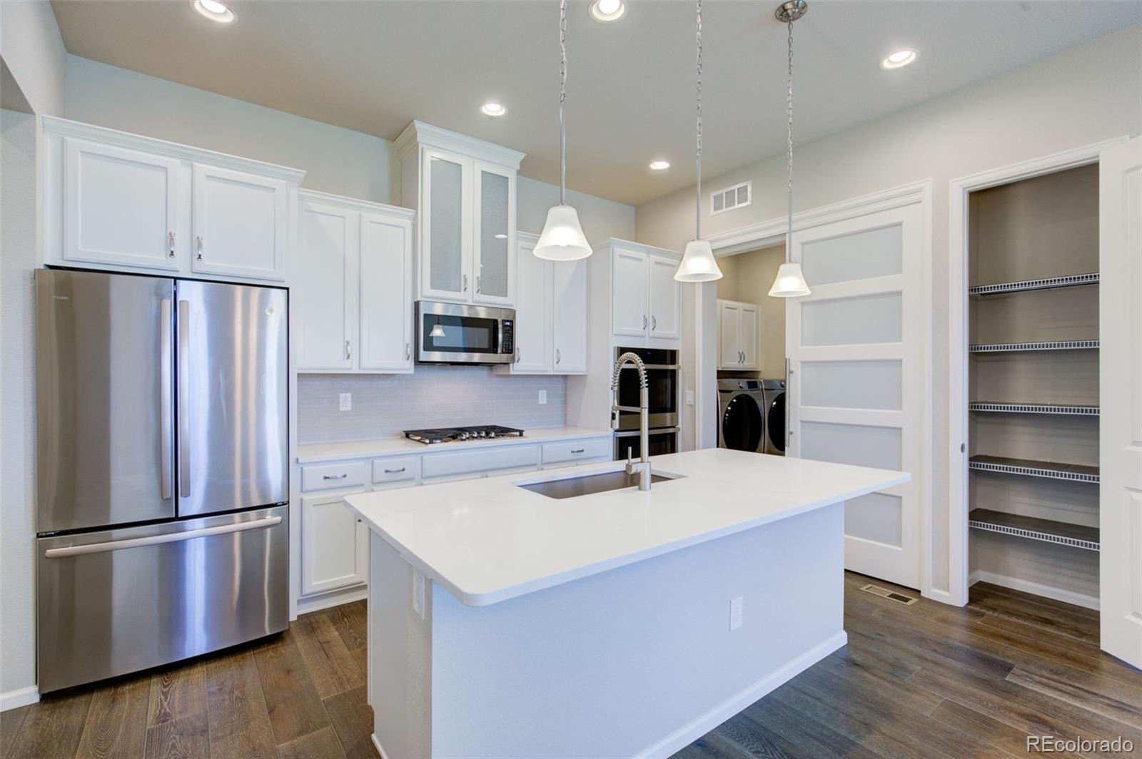 25185 Phillips Drive, Aurora, CO 80016, 2 Bedrooms Bedrooms, ,2 BathroomsBathrooms,Residential,For Sale,Phillips,REC8961740