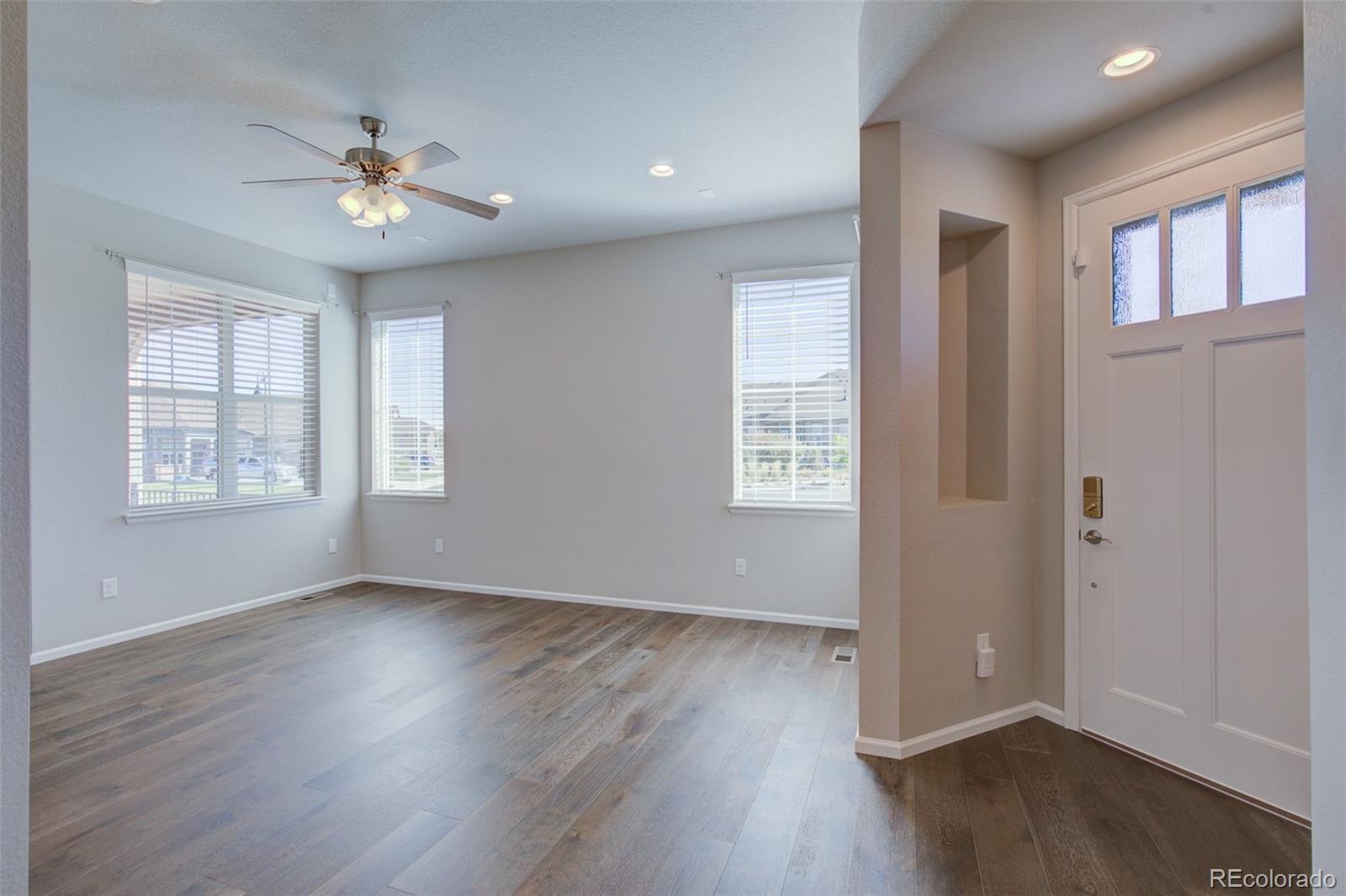 25185 Phillips Drive, Aurora, CO 80016, 2 Bedrooms Bedrooms, ,2 BathroomsBathrooms,Residential,For Sale,Phillips,REC8961740