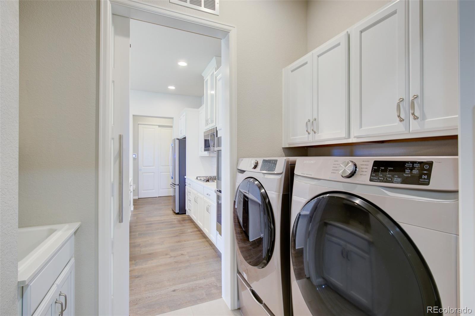 25185 Phillips Drive, Aurora, CO 80016, 2 Bedrooms Bedrooms, ,2 BathroomsBathrooms,Residential,For Sale,Phillips,REC8961740