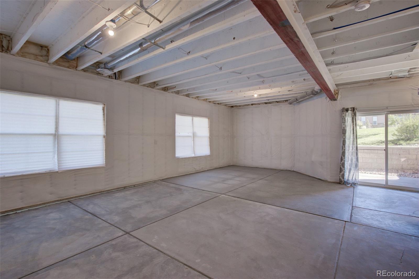 25185 Phillips Drive, Aurora, CO 80016, 2 Bedrooms Bedrooms, ,2 BathroomsBathrooms,Residential,For Sale,Phillips,REC8961740