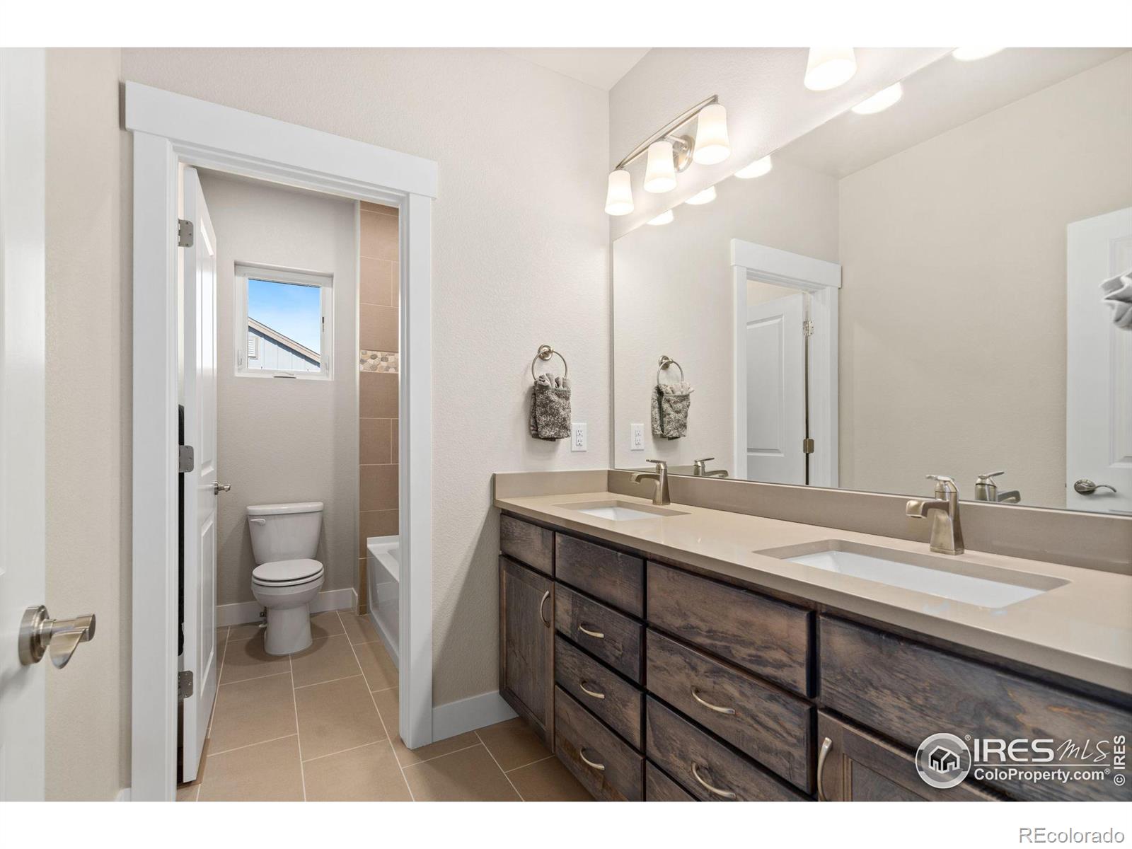 6245 Vernazza Way #1, Windsor, CO 80550, 3 Bedrooms Bedrooms, ,3 BathroomsBathrooms,Residential,For Sale,Vernazza,RECIR1019782