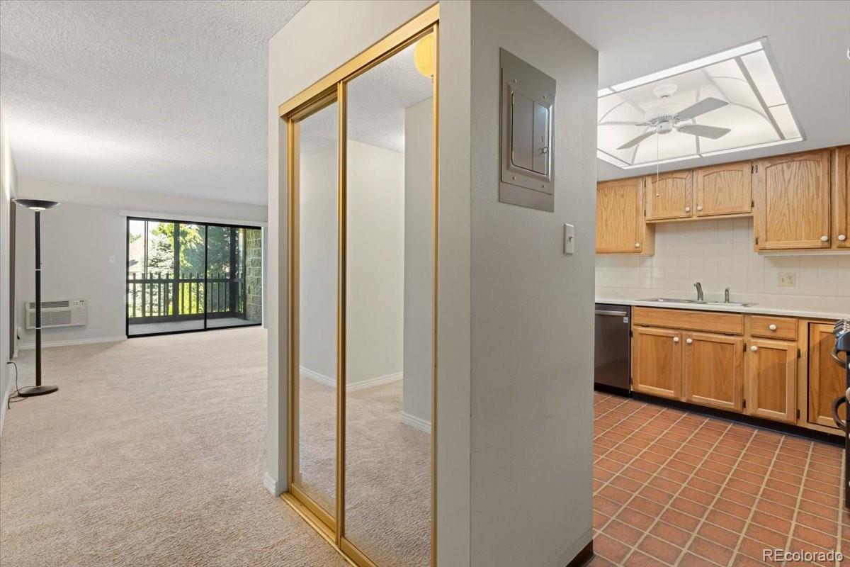 14000 Linvale Place #107, Aurora, CO 80014, 2 Bedrooms Bedrooms, ,1 BathroomBathrooms,Residential,For Sale,Linvale,REC9765086