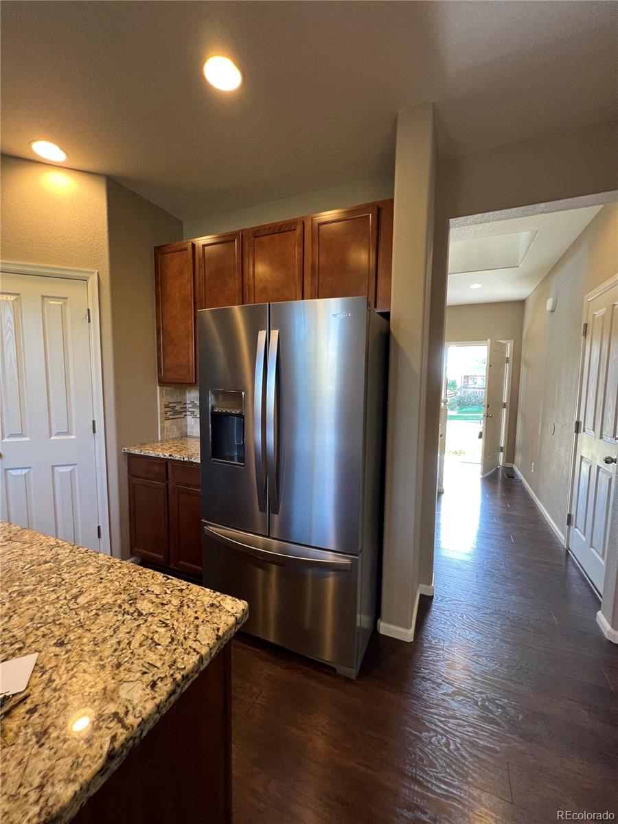 23429 Briarwood Place, Aurora, CO 80016, 4 Bedrooms Bedrooms, ,3 BathroomsBathrooms,Residential,For Sale,Briarwood,REC5956340