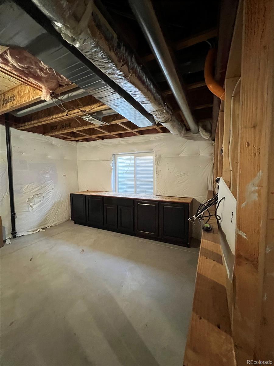 23429 Briarwood Place, Aurora, CO 80016, 4 Bedrooms Bedrooms, ,3 BathroomsBathrooms,Residential,For Sale,Briarwood,REC5956340