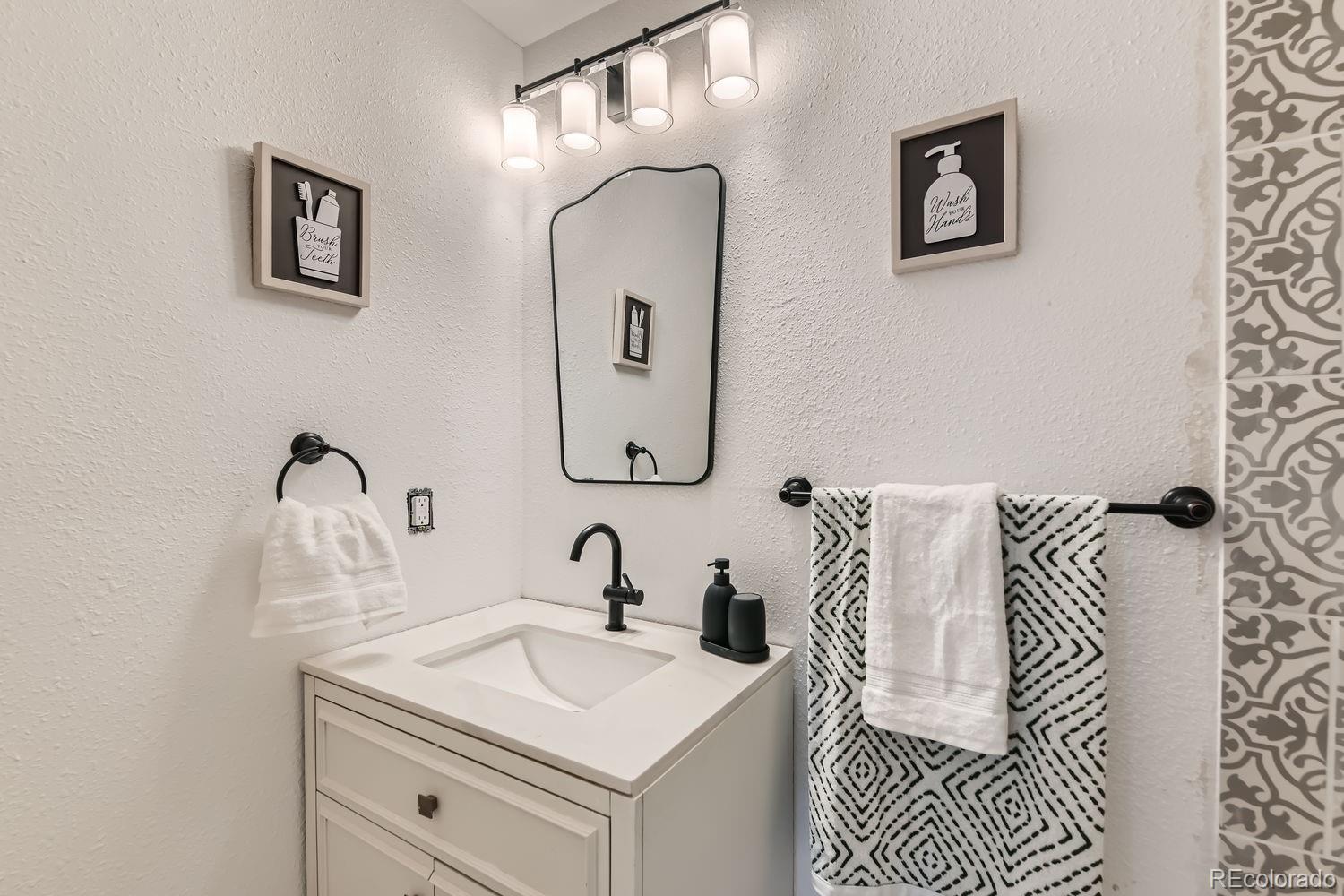 486 Leona Drive, Denver, CO 80221, 4 Bedrooms Bedrooms, ,3 BathroomsBathrooms,Residential,For Sale,Leona,REC8645443