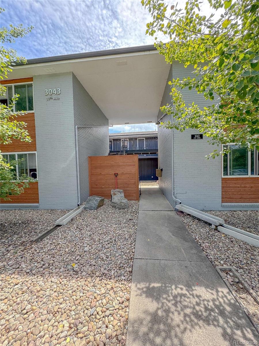3043 17th Avenue, Longmont, CO 80503, ,Commercial,For Sale,17th,REC1935083