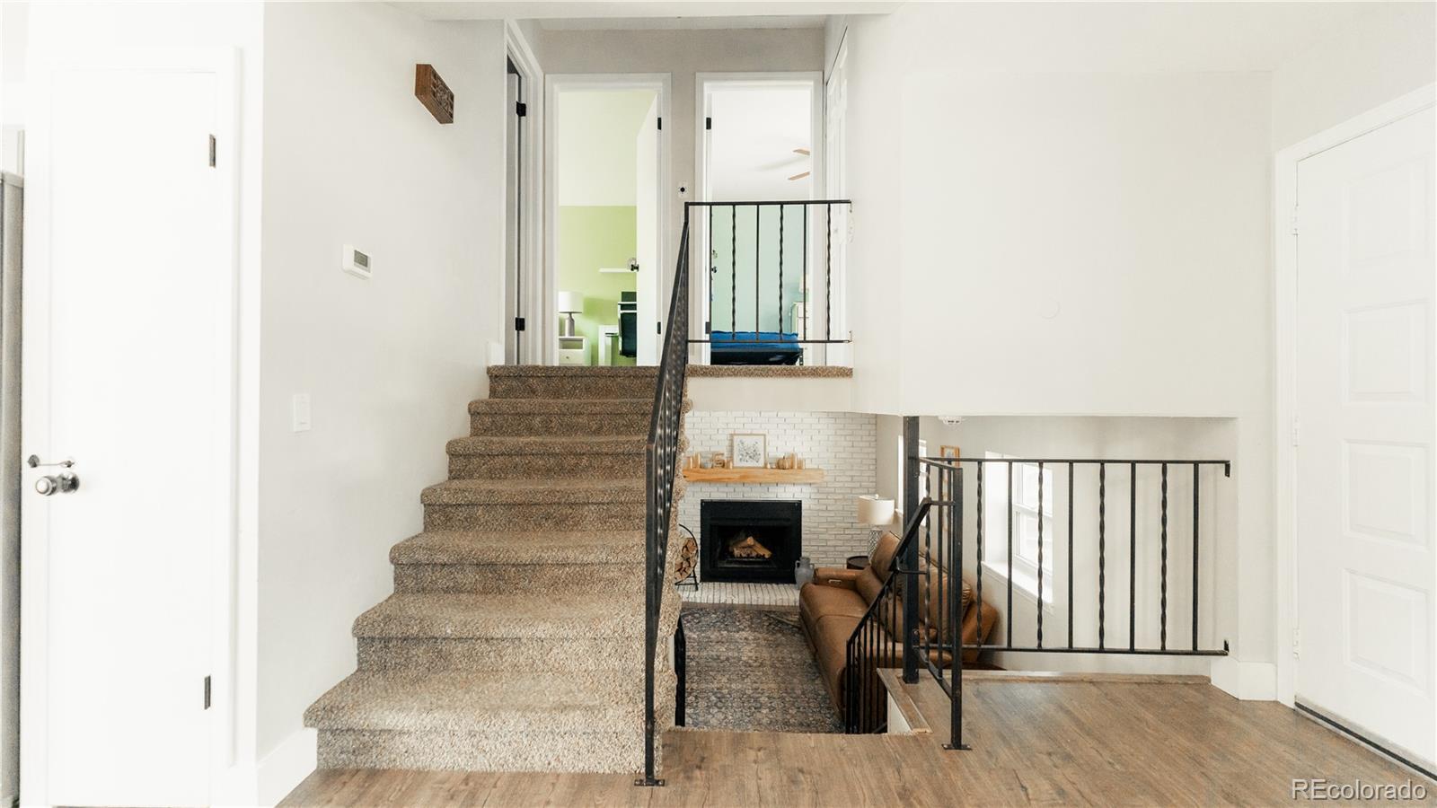 18932 Kansas Drive, Aurora, CO 80017, 3 Bedrooms Bedrooms, ,2 BathroomsBathrooms,Residential,For Sale,Kansas,REC4894860