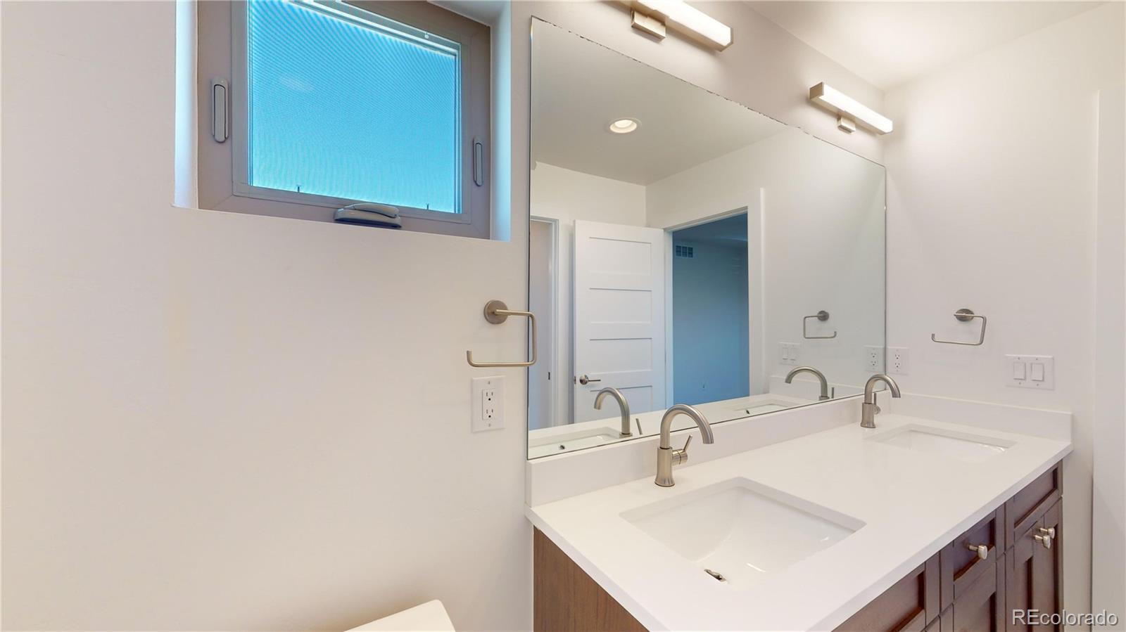 2519 Cherokee Street, Denver, CO 80223, 4 Bedrooms Bedrooms, ,5 BathroomsBathrooms,Rental,For Rent,Cherokee,REC6000017