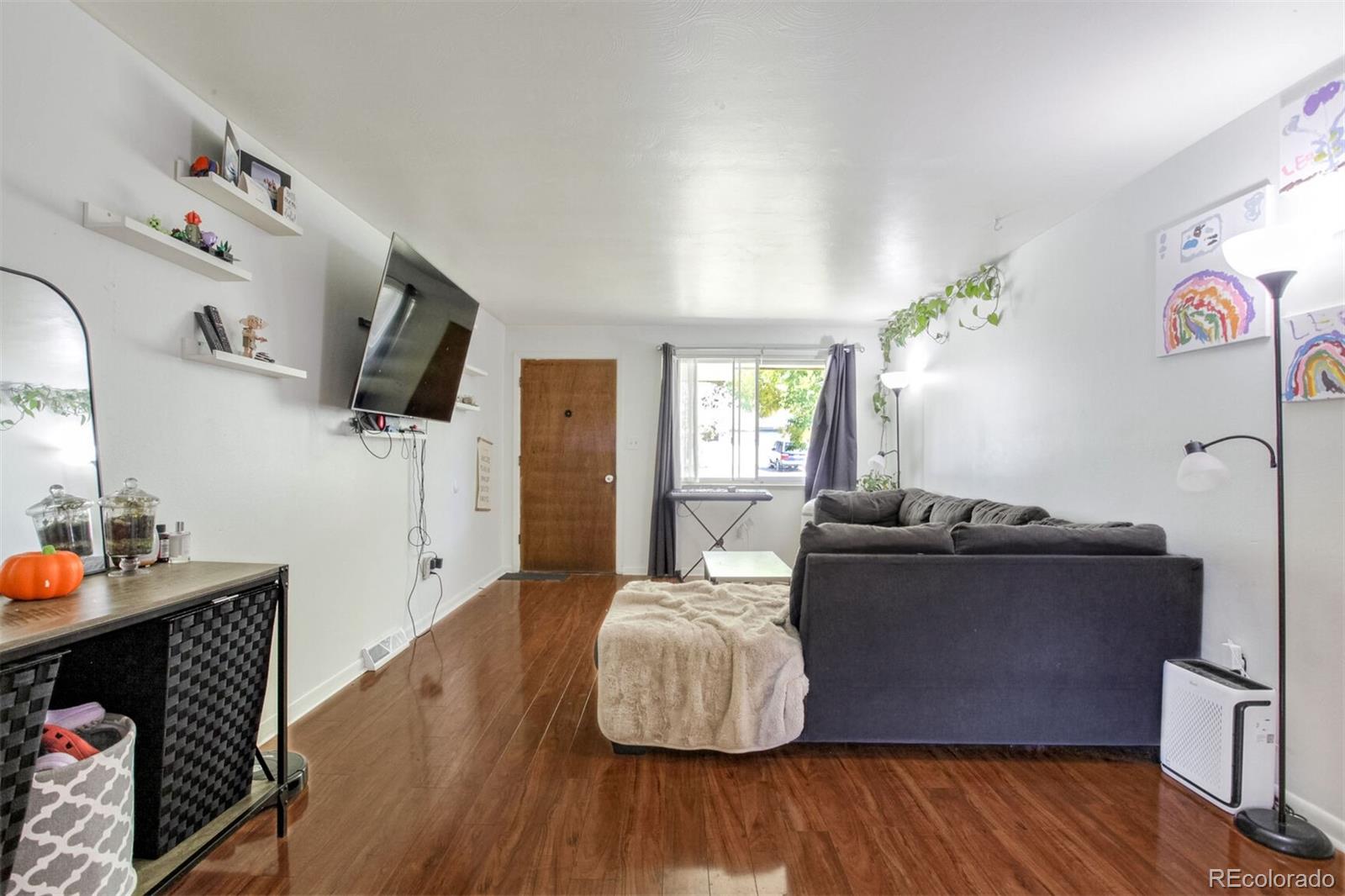 8642 44th Place, Wheat Ridge, CO 80033, 4 Bedrooms Bedrooms, ,2 BathroomsBathrooms,Income,For Sale,44th,REC4096199