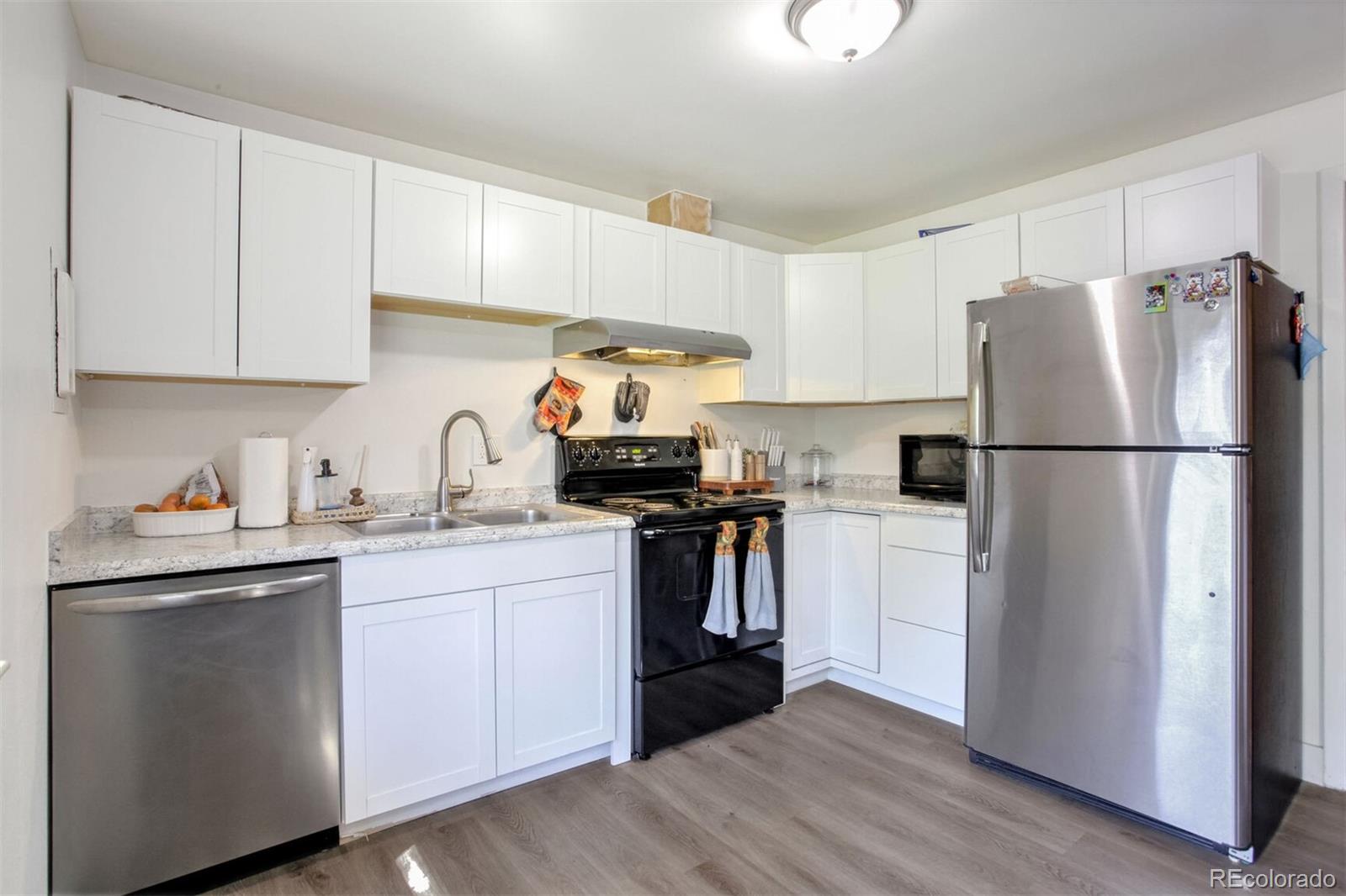 8642 44th Place, Wheat Ridge, CO 80033, 4 Bedrooms Bedrooms, ,2 BathroomsBathrooms,Income,For Sale,44th,REC4096199