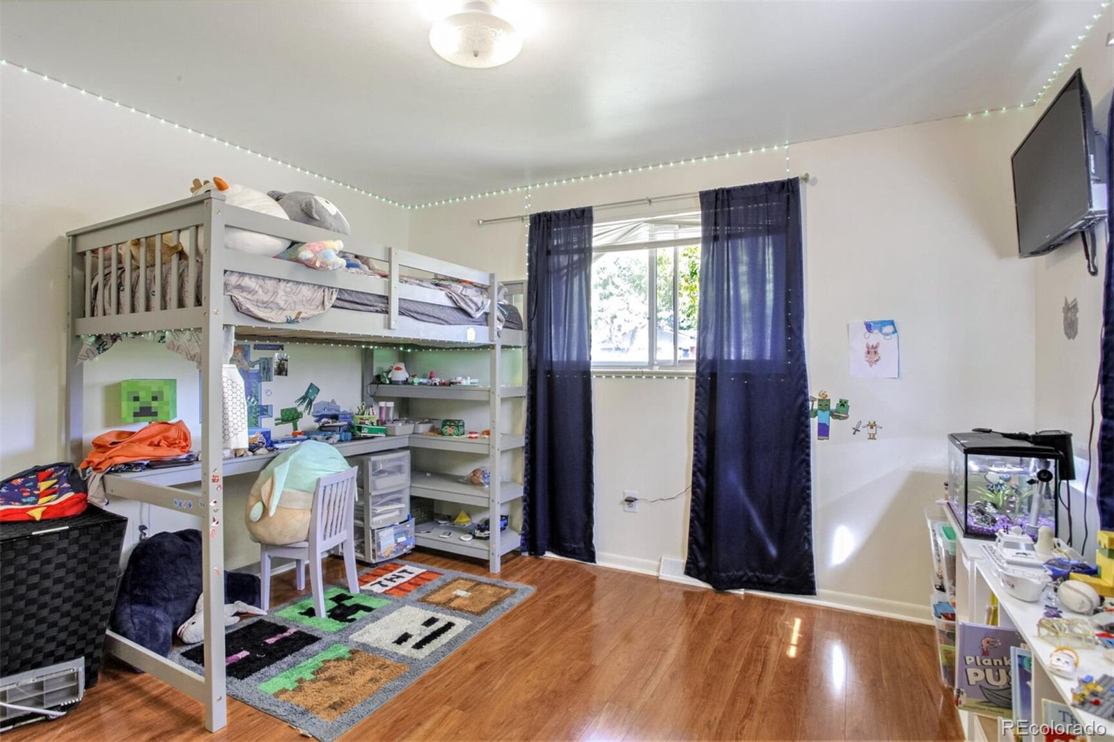 8642 44th Place, Wheat Ridge, CO 80033, 4 Bedrooms Bedrooms, ,2 BathroomsBathrooms,Income,For Sale,44th,REC4096199