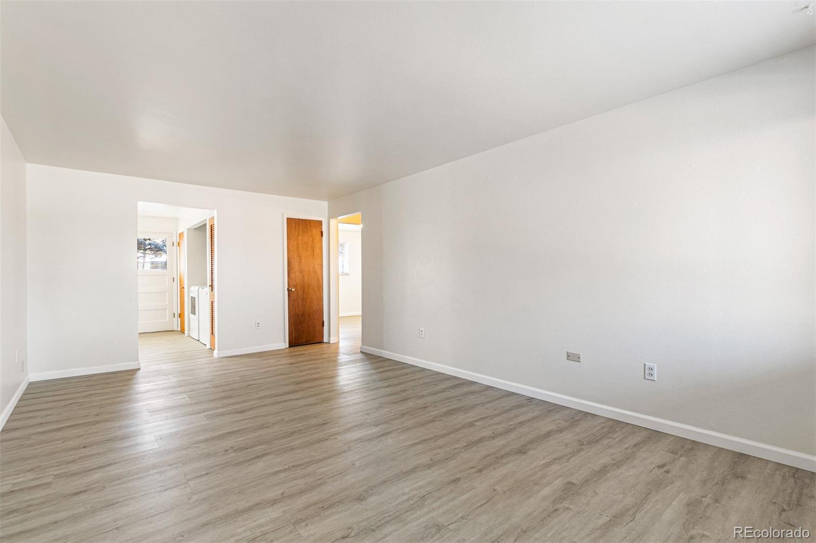 8642 44th Place, Wheat Ridge, CO 80033, 4 Bedrooms Bedrooms, ,2 BathroomsBathrooms,Income,For Sale,44th,REC4096199