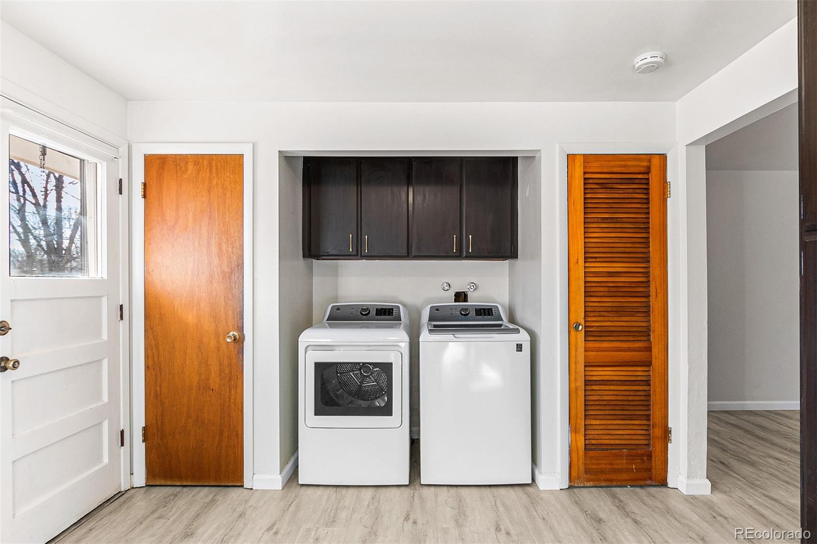 8642 44th Place, Wheat Ridge, CO 80033, 4 Bedrooms Bedrooms, ,2 BathroomsBathrooms,Income,For Sale,44th,REC4096199