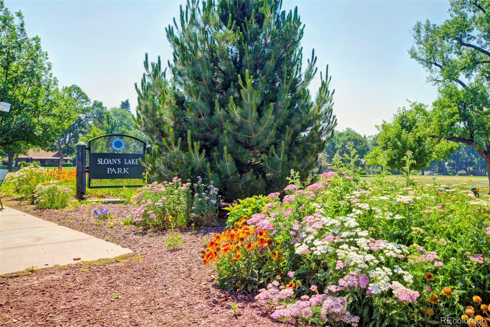 5379 W 14th Avenue, Lakewood, CO 80214, 2 Bedrooms Bedrooms, ,2 BathroomsBathrooms,Residential,For Sale,Benton Street Townhomes,14th,REC2627140