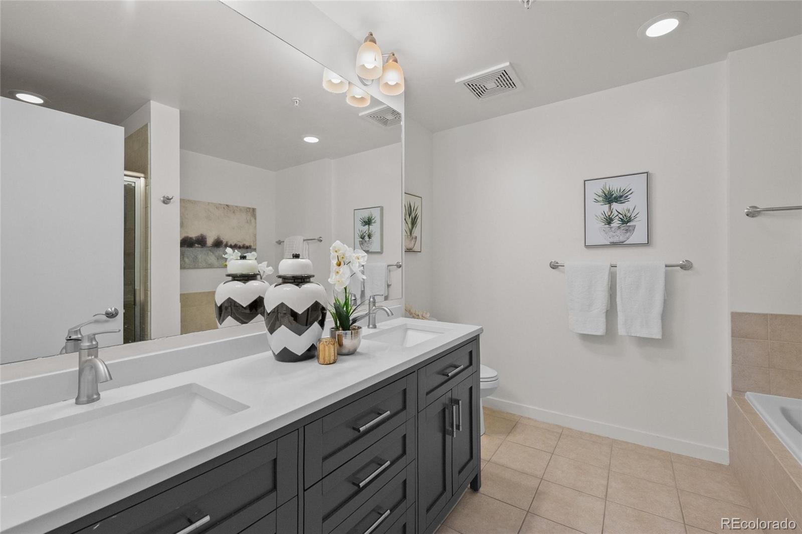 3601 Arapahoe Avenue #210, Boulder, CO 80303, 2 Bedrooms Bedrooms, ,2 BathroomsBathrooms,Residential,For Sale,Arapahoe,REC9516072