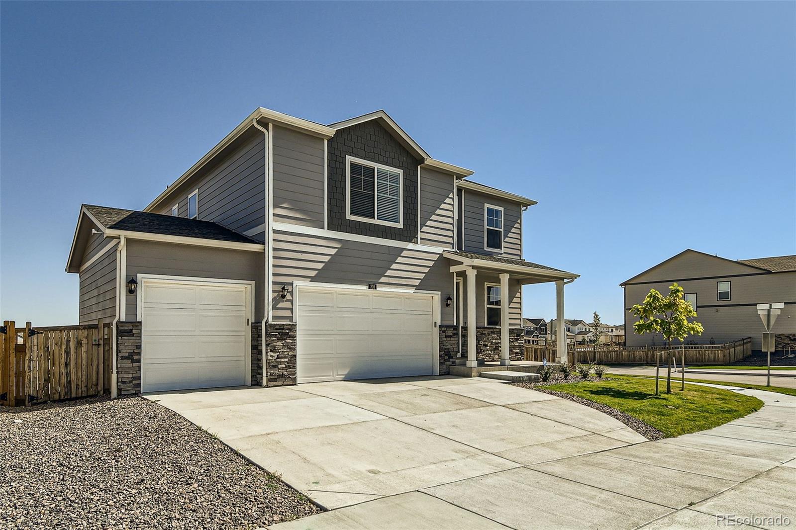 208 45 th Avenue, Brighton, CO 80601, 4 Bedrooms Bedrooms, ,3 BathroomsBathrooms,Residential,For Sale,45 th,REC6725760