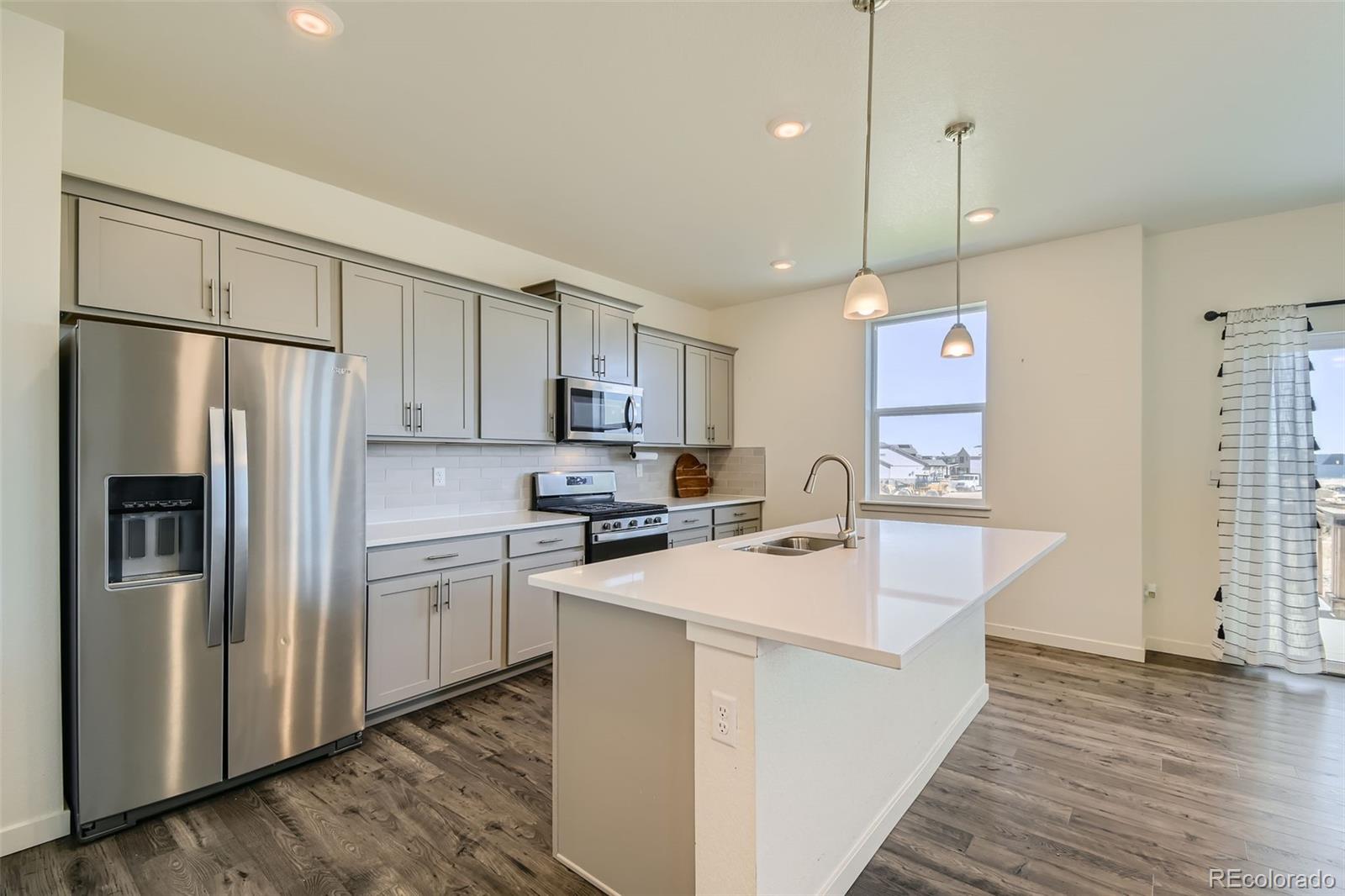 208 45 th Avenue, Brighton, CO 80601, 4 Bedrooms Bedrooms, ,3 BathroomsBathrooms,Residential,For Sale,45 th,REC6725760