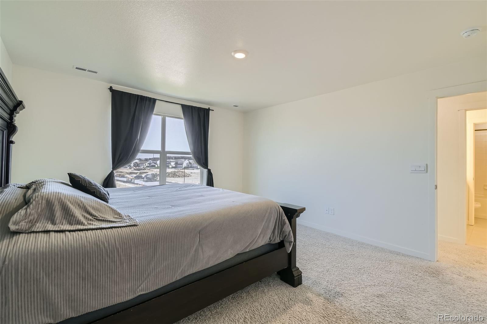 208 45 th Avenue, Brighton, CO 80601, 4 Bedrooms Bedrooms, ,3 BathroomsBathrooms,Residential,For Sale,45 th,REC6725760