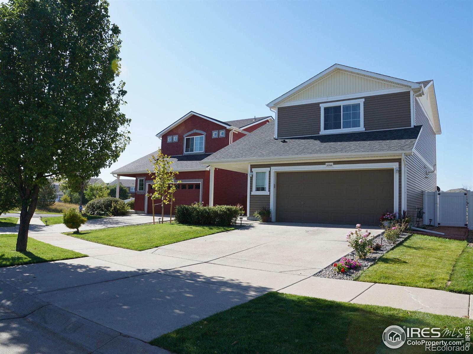 20768 Randolph Place, Denver, CO 80249, 3 Bedrooms Bedrooms, ,3 BathroomsBathrooms,Residential,For Sale,Randolph,RECIR1020103