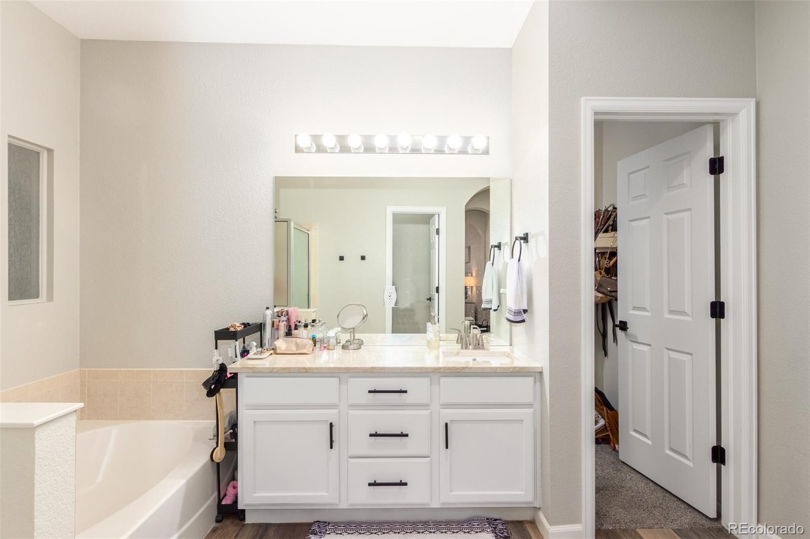 6703 Winnipeg Circle #106, Aurora, CO 80016, 3 Bedrooms Bedrooms, ,3 BathroomsBathrooms,Residential,For Sale,PRAIRIE RIDGE AT SADDLE ROCK EAST CONDOMINIUMS,Winnipeg,REC5227150