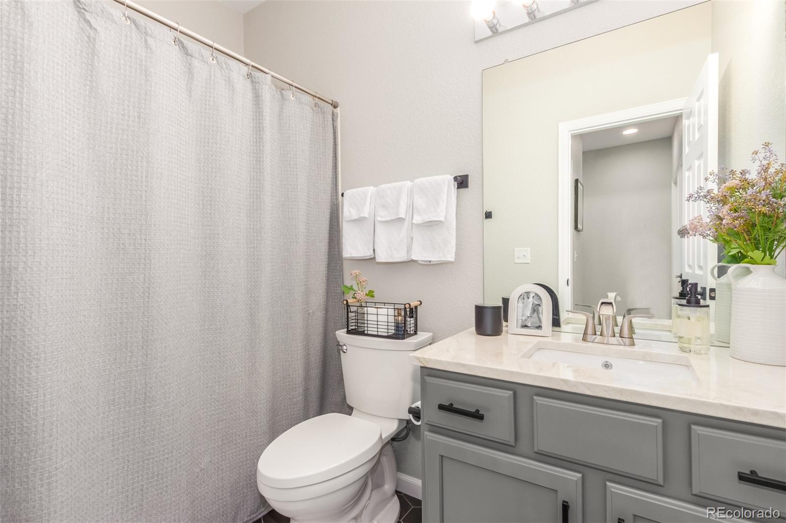 6703 Winnipeg Circle #106, Aurora, CO 80016, 3 Bedrooms Bedrooms, ,3 BathroomsBathrooms,Residential,For Sale,PRAIRIE RIDGE AT SADDLE ROCK EAST CONDOMINIUMS,Winnipeg,REC5227150