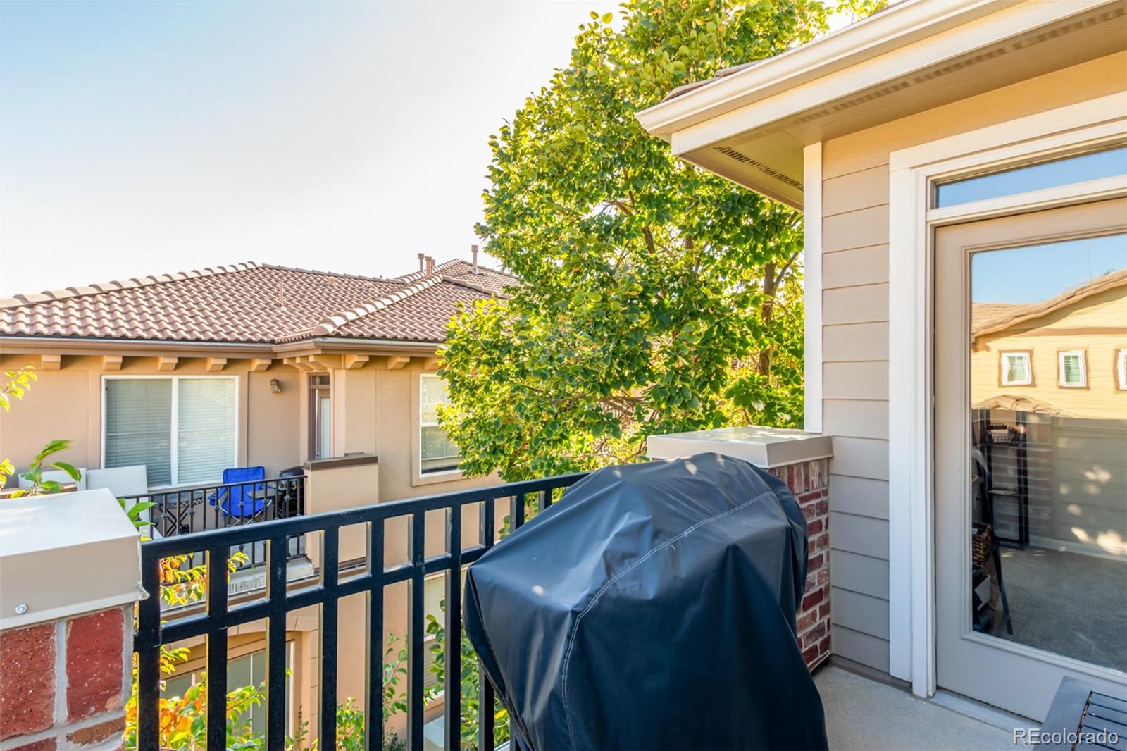 6703 Winnipeg Circle #106, Aurora, CO 80016, 3 Bedrooms Bedrooms, ,3 BathroomsBathrooms,Residential,For Sale,PRAIRIE RIDGE AT SADDLE ROCK EAST CONDOMINIUMS,Winnipeg,REC5227150
