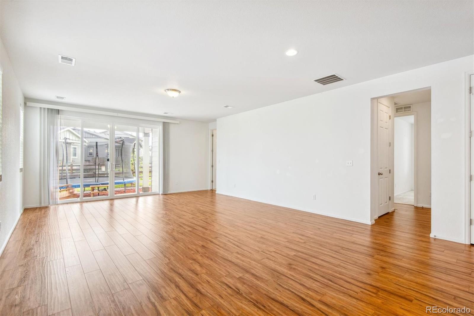 9674 Truckee Street, Commerce City, CO 80022, 4 Bedrooms Bedrooms, ,3 BathroomsBathrooms,Residential,For Sale,Truckee,REC2663785