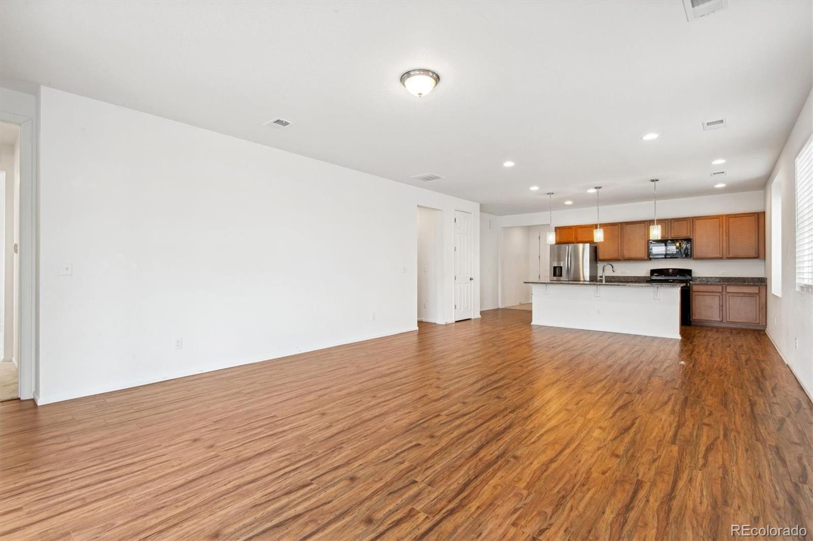 9674 Truckee Street, Commerce City, CO 80022, 4 Bedrooms Bedrooms, ,3 BathroomsBathrooms,Residential,For Sale,Truckee,REC2663785