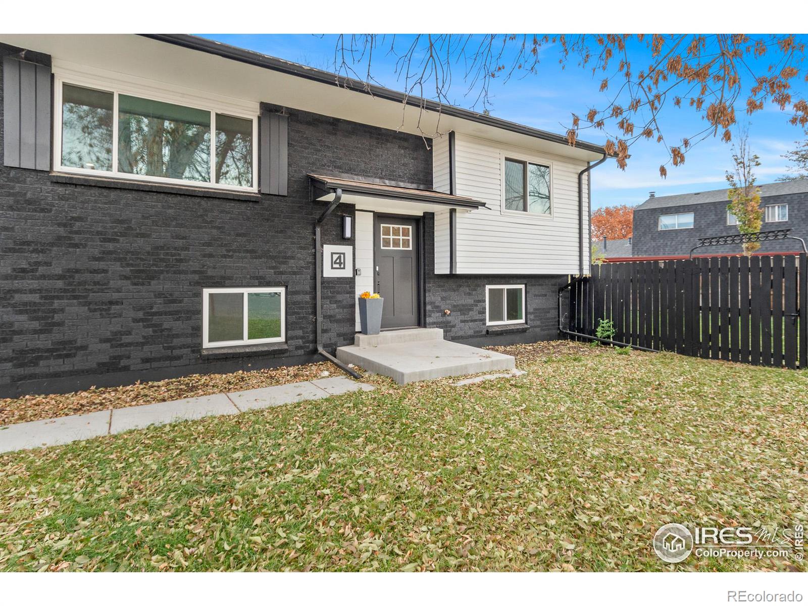 4 Pratt Place, Longmont, CO 80501, 4 Bedrooms Bedrooms, ,2 BathroomsBathrooms,Residential,For Sale,Pratt,RECIR1021072