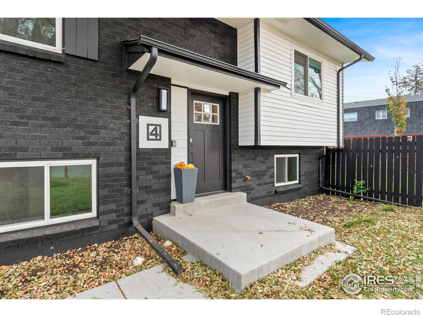 4 Pratt Place, Longmont, CO 80501, 4 Bedrooms Bedrooms, ,2 BathroomsBathrooms,Residential,For Sale,Pratt,RECIR1021072