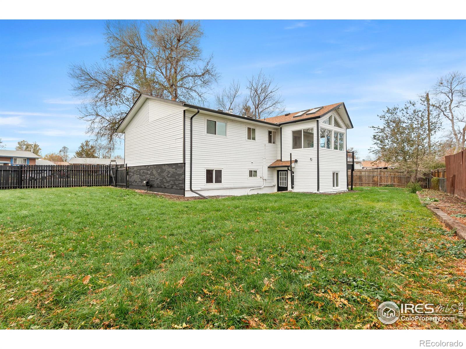 4 Pratt Place, Longmont, CO 80501, 4 Bedrooms Bedrooms, ,2 BathroomsBathrooms,Residential,For Sale,Pratt,RECIR1021072
