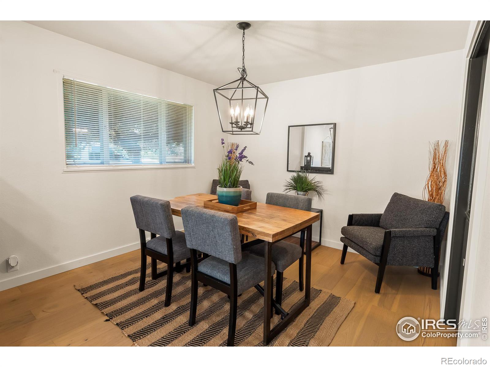 821 Sunset Street, Longmont, CO 80501, 4 Bedrooms Bedrooms, ,2 BathroomsBathrooms,Residential,For Sale,Sunset,RECIR1021073