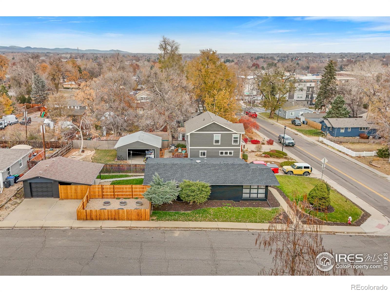 821 Sunset Street, Longmont, CO 80501, 4 Bedrooms Bedrooms, ,2 BathroomsBathrooms,Residential,For Sale,Sunset,RECIR1021073