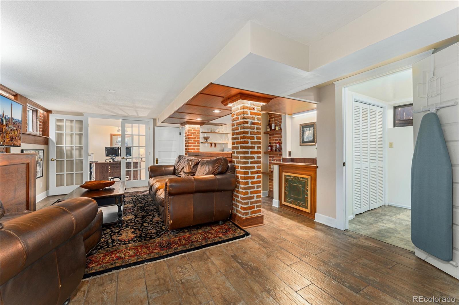 1300 Oneida Street, Denver, CO 80220, 3 Bedrooms Bedrooms, ,3 BathroomsBathrooms,Residential,For Sale,Oneida,REC6144160